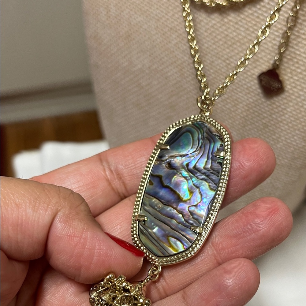 Kendra Scott Gold Layered Necklace with Iridescent Abalone Pendant and Tassel - Picture 9 of 9